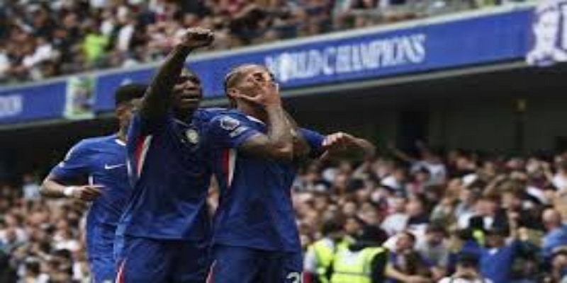 事件回顾：赛马节上的不雅行为及雷火电竞舆情分析-雷火电竞