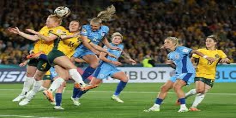 核心球员回归与年轻力量的交汇—威廉姆森与库姆斯的重返国家队-雷火电竞