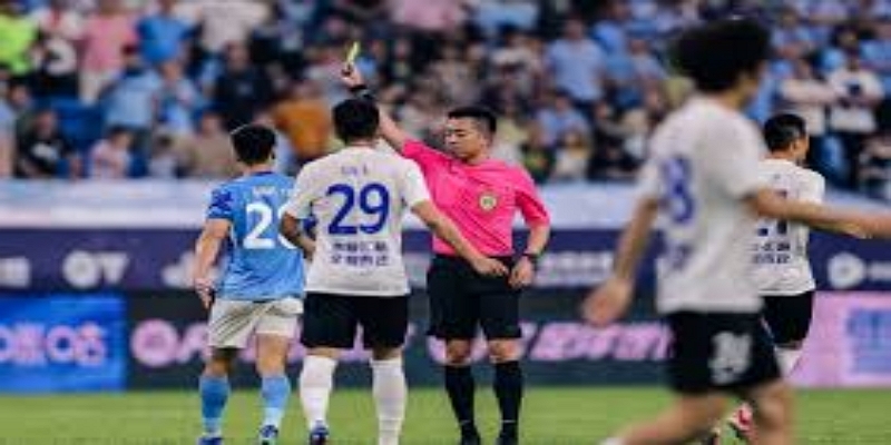 伊登·阿扎尔与球童的英超第一冲突-雷火电竞