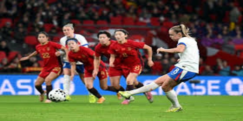 雷火电竞战术与竞技评估-场内困境放大场外危机  - 雷火电竞