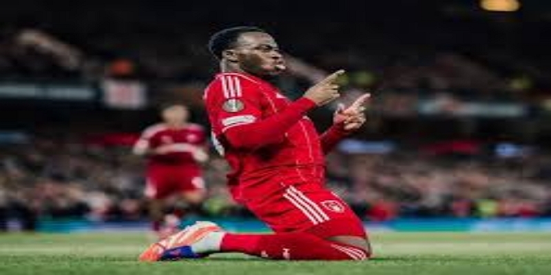 雷火电竞战术解析-铁血防守VS高控球利兹联-雷火电竞