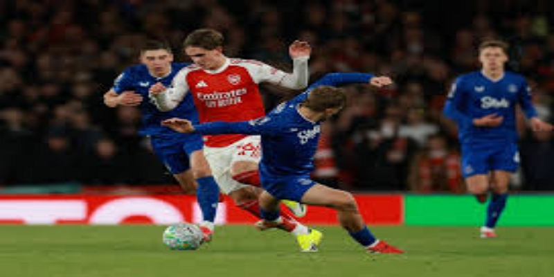 曼城的体系漏洞：战术调整刻不容缓 -雷火电竞