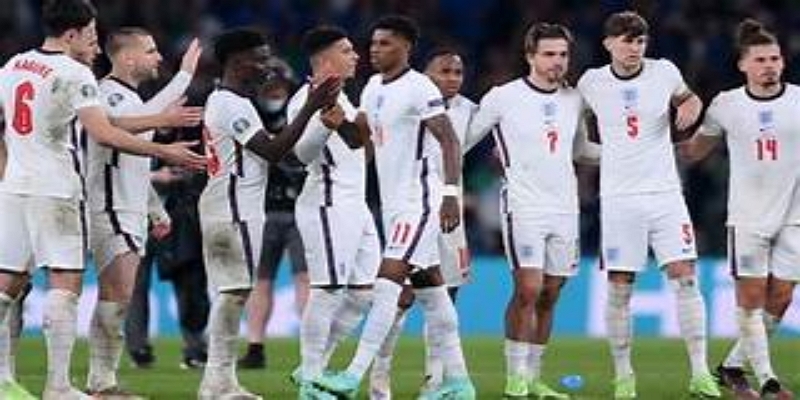 索斯盖特战术布置与英格兰新生代成长-雷火电竞