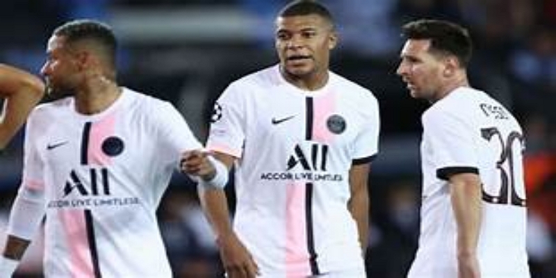 巴黎必须进攻的局面与风险并存-雷火电竞