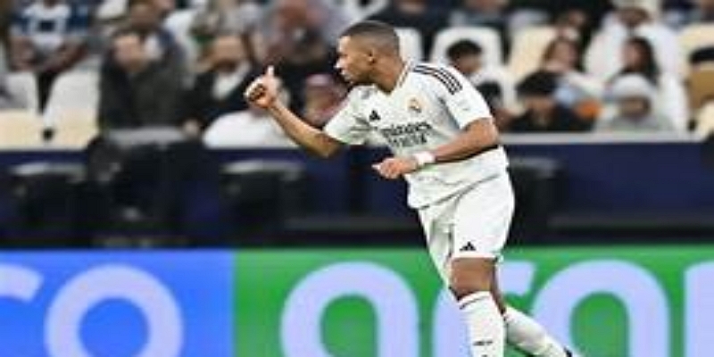 雷火电竞复盘关键瞬间：进球与冲撞并存的判罚断点-雷火电竞